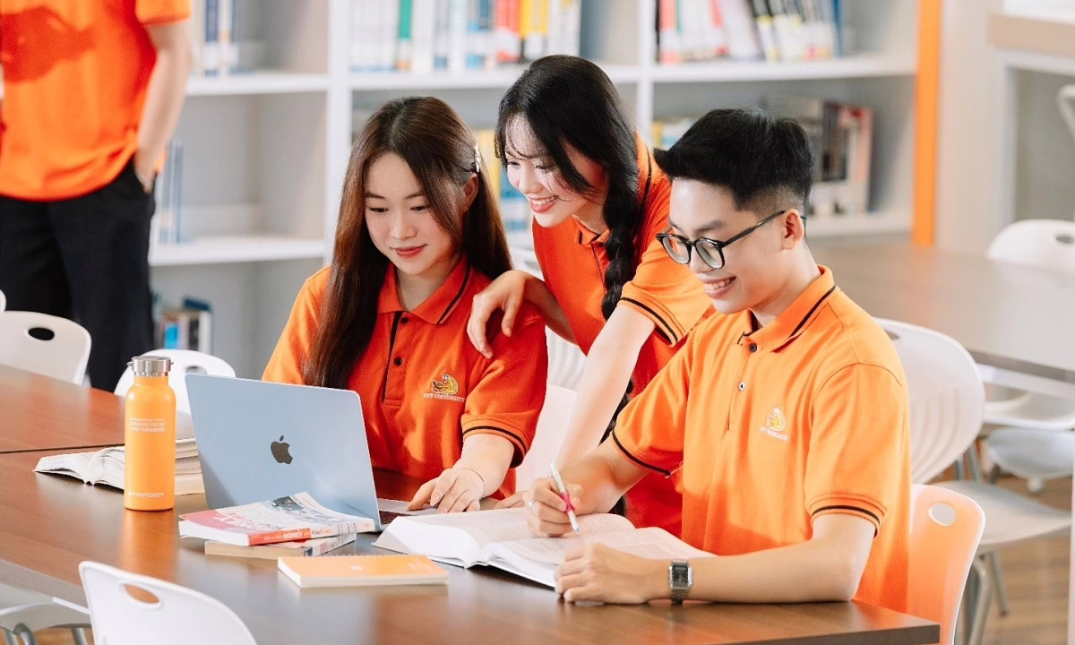 Cố gắng đạt được điểm số cao trong mọi học kỳ là yếu tố then chốt giúp sinh viên cải thiện đáng kể điểm GPA tích lũy của mình (Nguồn: Internet)