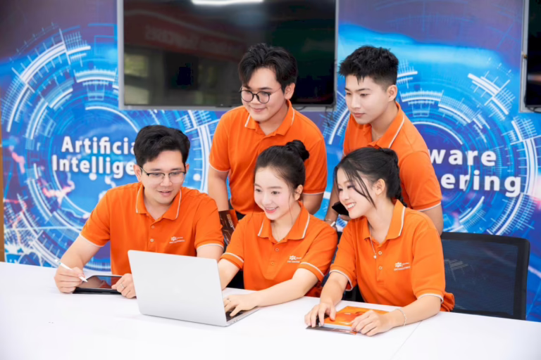 Ngành Công nghệ thông tin khối nào? Cập nhật 2026