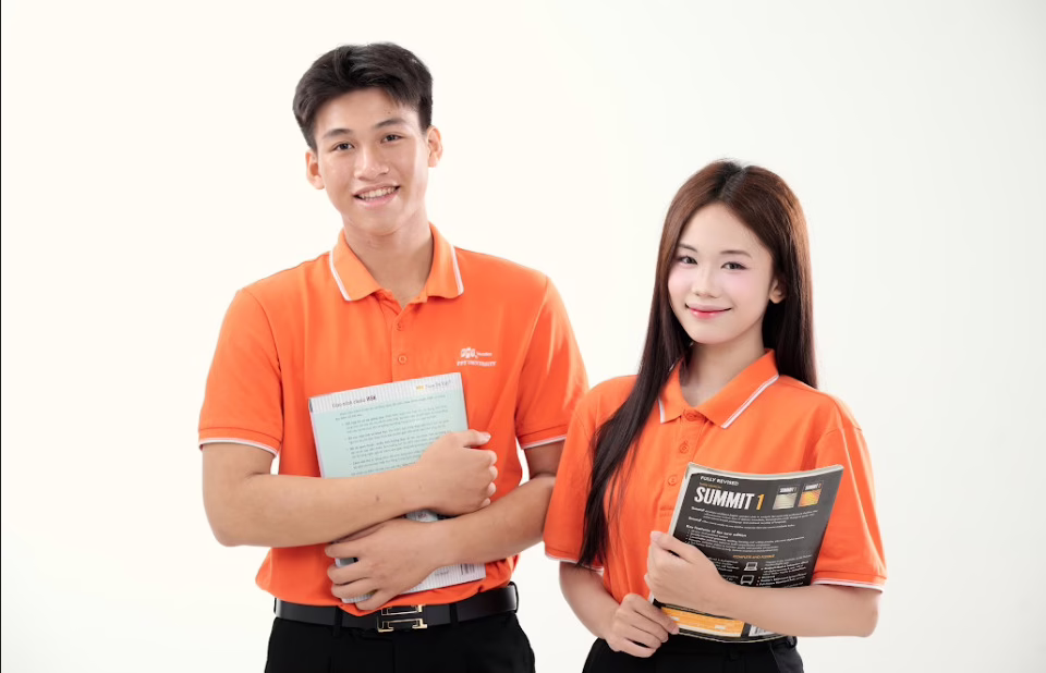 Ngành Quản trị kinh doanh học bao nhiêu năm? Lộ trình chuẩn nhất từ 2026 4 Lộ trình tinh gọn 3 năm của FPTU giúp sinh viên Quản trị kinh doanh có lợi thế tiếp cận thị trường lao động từ sớm