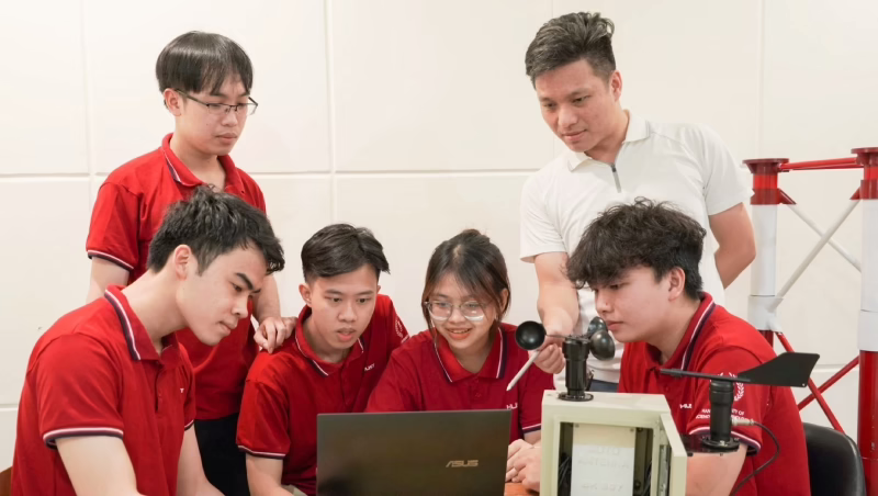 Trường Đại học Bách khoa Hà Nội là một trong những trường có điểm chuẩn ngành Trí tuệ nhân tạo cao nhất