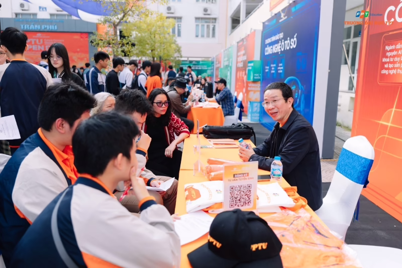 Ngành Trí tuệ nhân tạo khá khó, đòi hỏi nền tảng toán học, tuy duy thuật toán và sự tìm tòi cập nhật không ngừng