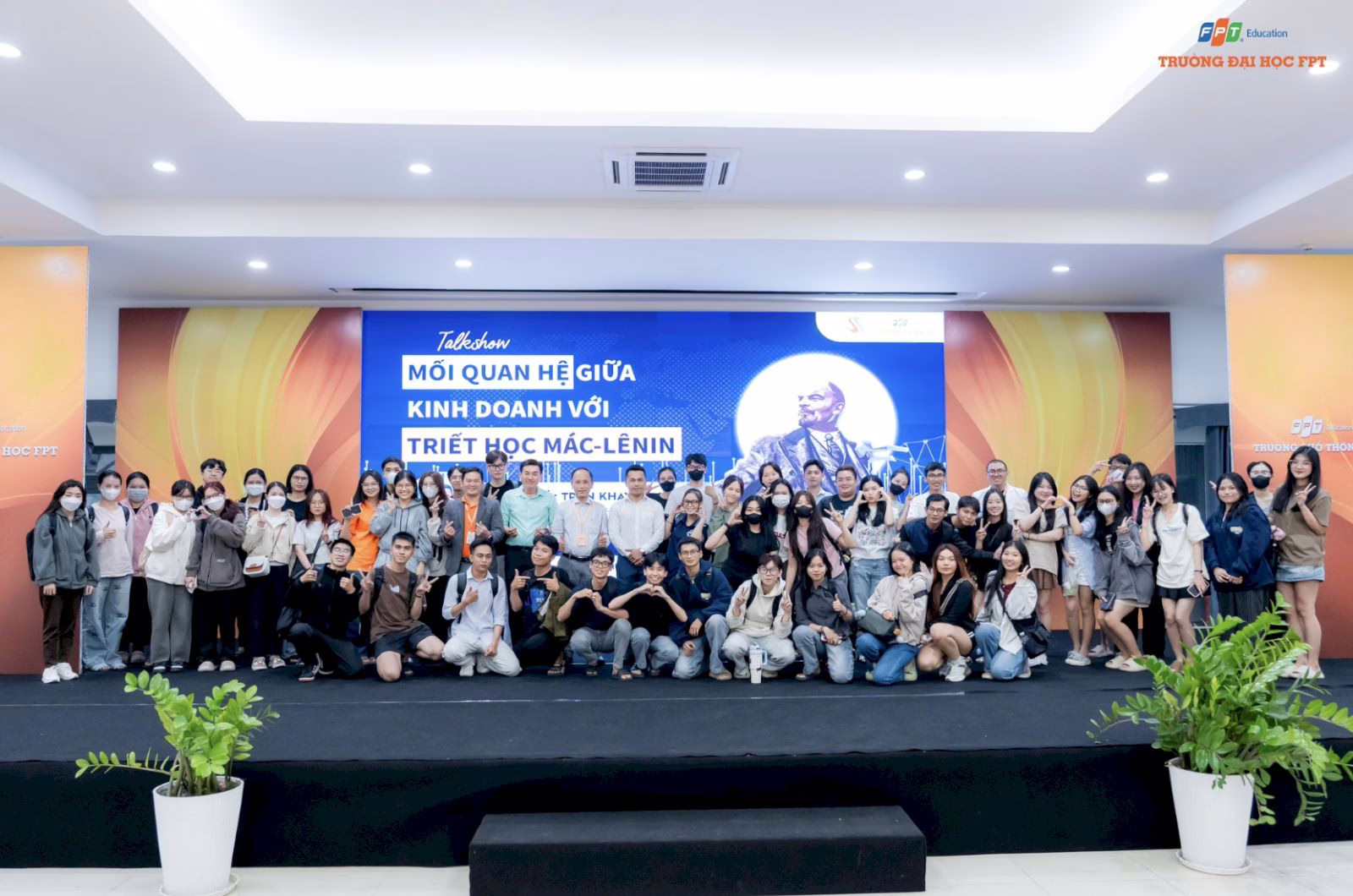 Talk show mối quan hệ giữa kinh doanh với triết học Mác-Lênin trường đại học FPT cần Thơ