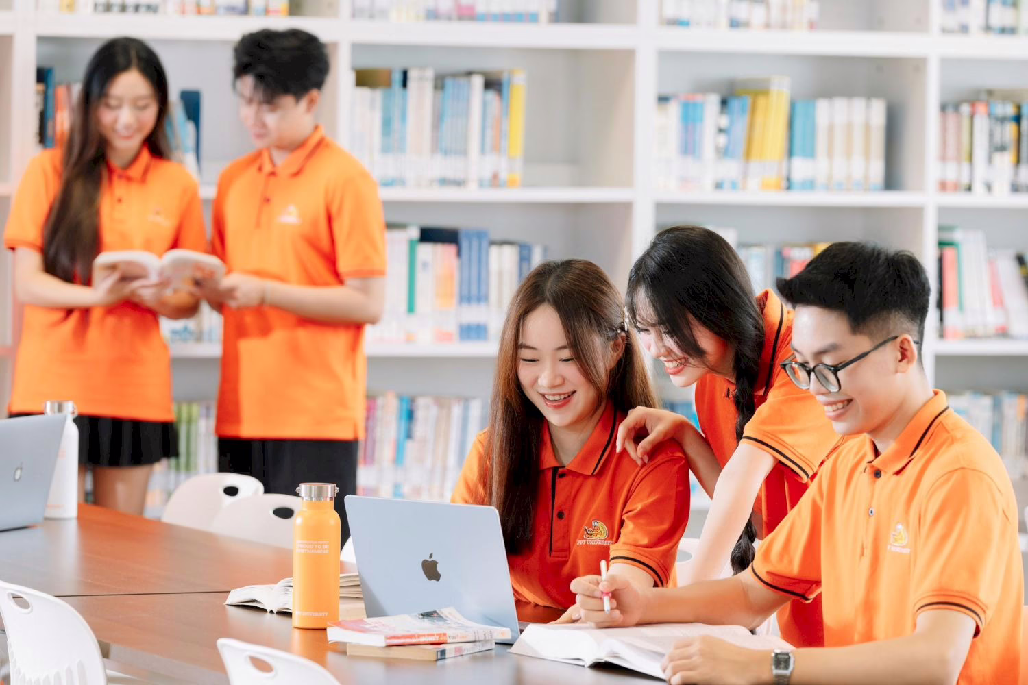 Tiếng Hàn đòi hỏi người học kiên trì để chinh phục cấu trúc ngữ pháp ngược và hệ thống kính ngữ - Nguồn: FPTU