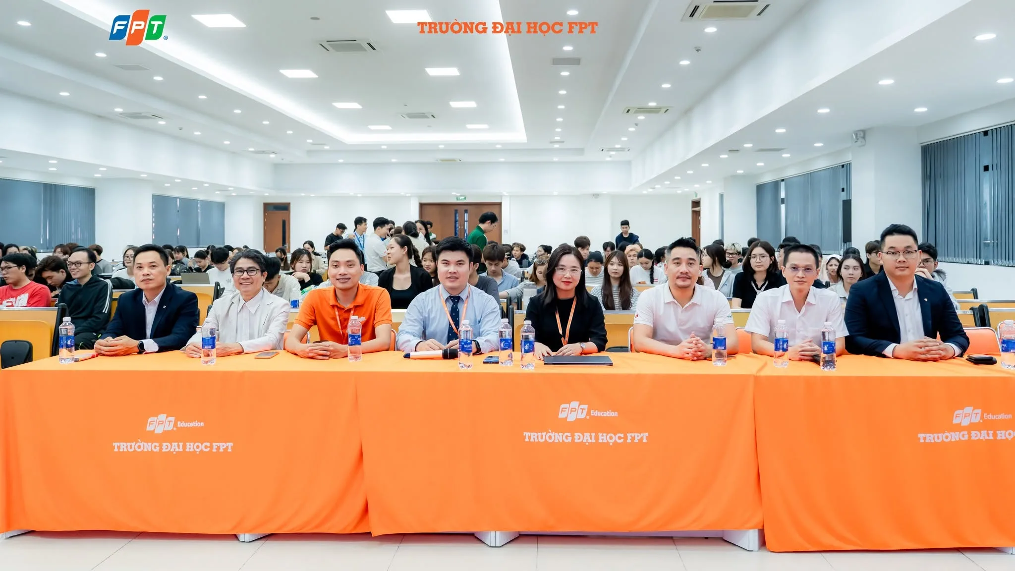 thi truong chung khoan 3