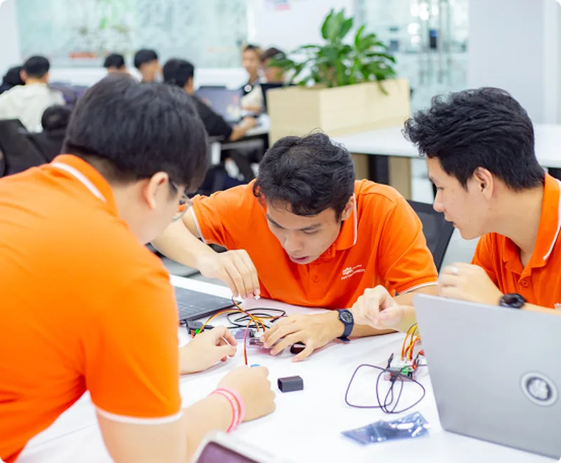 Chương trình đạt chuẩn kiểm định quốc tế AQAS