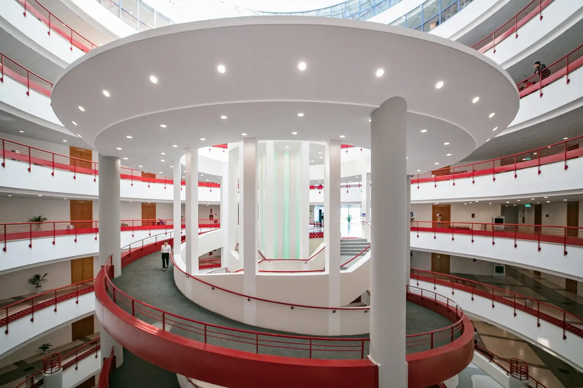 Trường Đại học Kinh tế Quốc Dân - Nguồn: NEU