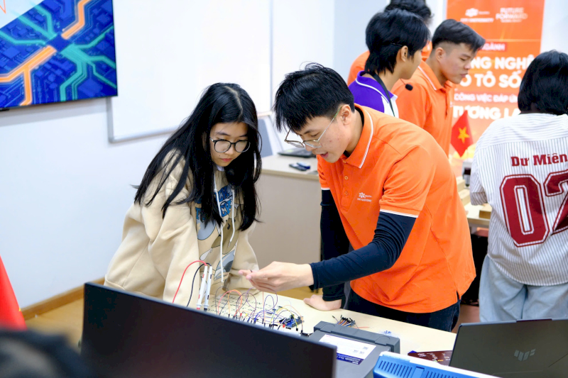 Ý thức chủ động phòng vệ và xây dựng hệ thống an ninh mạng vững chắc là chìa khóa bảo vệ tài sản số trong kỷ nguyên công nghệ - Nguồn: FPTU