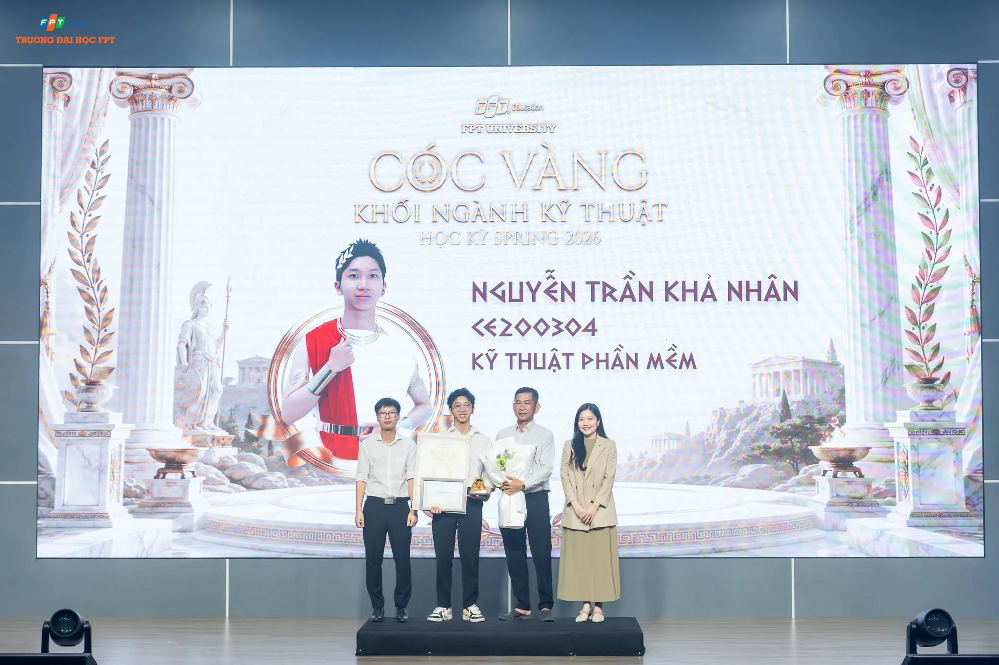 danh hieu coc vang 1 1