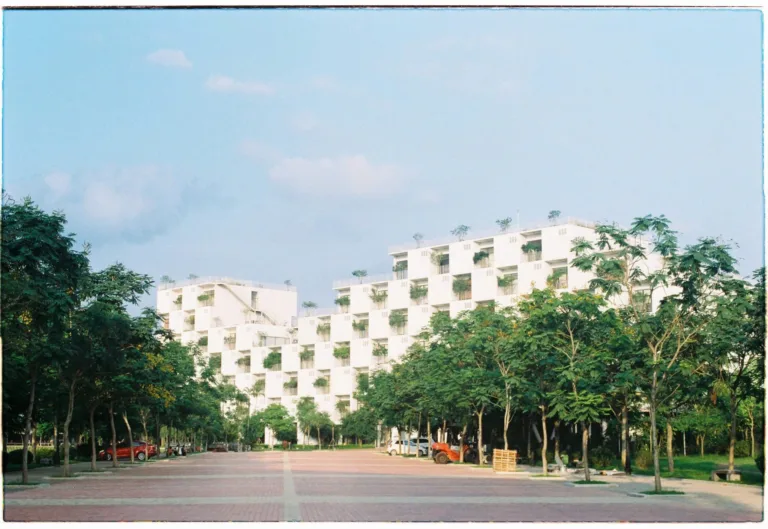 Policy on sustainable standards for new buildings at FPTU