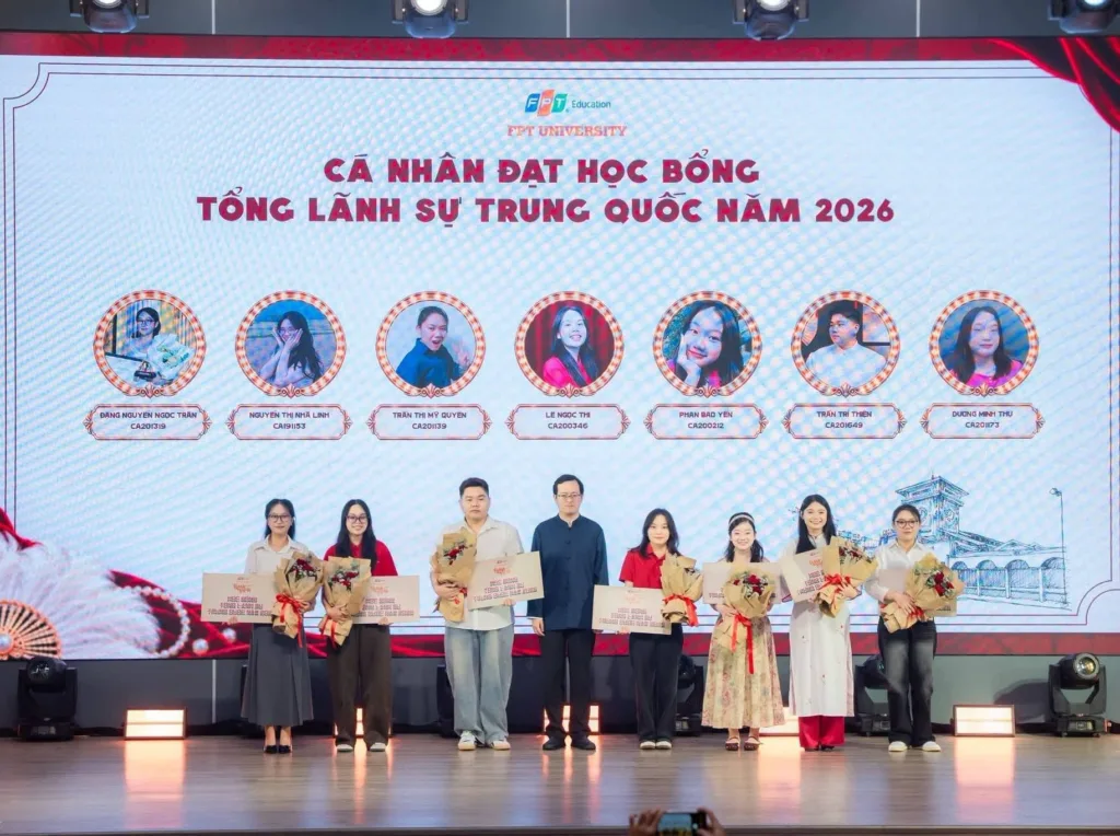 Sinh viên Trường Đại học FPT nhận Học bổng Tổng Lãnh sự Trung Quốc năm 2026