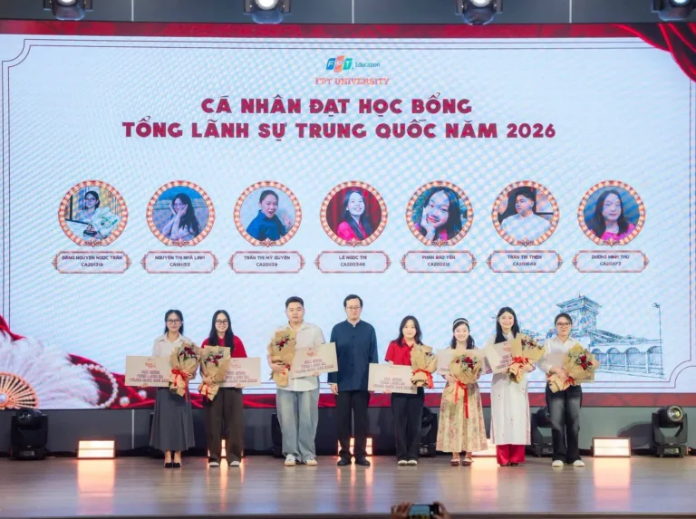 Sinh viên Trường Đại học FPT nhận Học bổng Tổng Lãnh sự Trung Quốc năm 2026