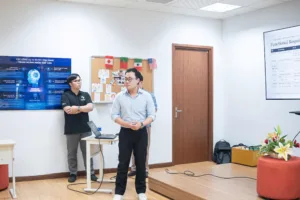 Anh bia 1 khoi nghiep