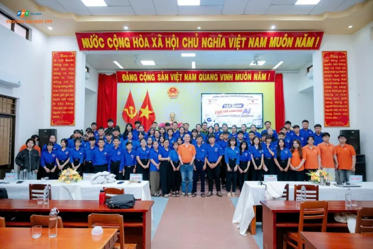 FPTU Quy Nhơn đồng hành cùng tỉnh đoàn Gia Lai trong hoạt động tập huấn ứng dụng AI