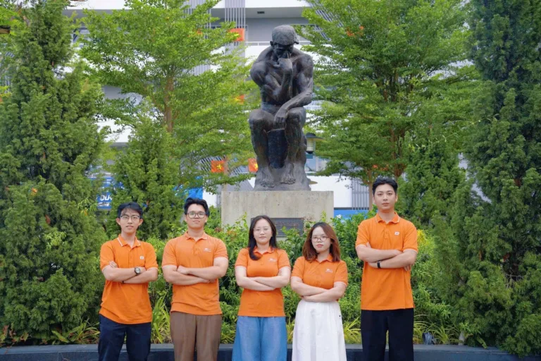 SINH VIÊN FPTU GHI DẤU ẤN NGHIÊN CỨU KHOA HỌC QUỐC TẾ VỚI DỰ ÁN ỨNG DỤNG AI TRONG ĐIỀU PHỐI NGUỒN MÁU
