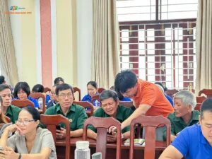 Anh giua 1 4