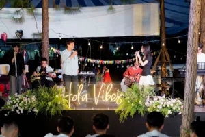 Hola Vibes 10 2